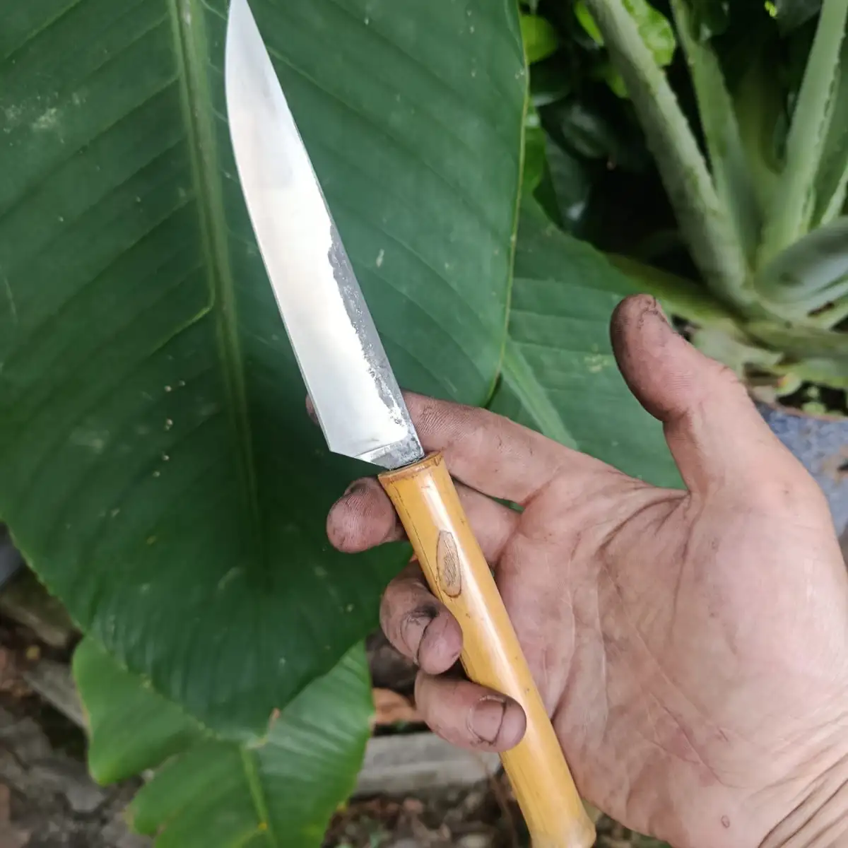 Couteau de cuisine avec manche en bambou