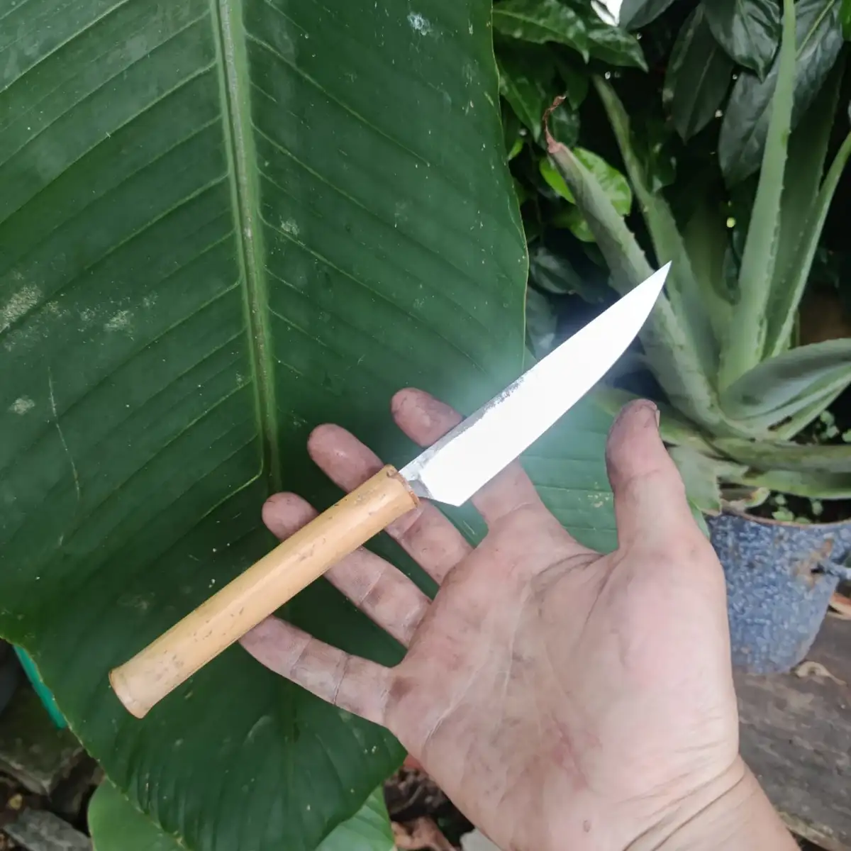 Couteau de cuisine avec manche en bambou