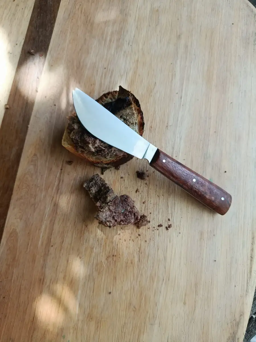 Couteau apéritif manche en acacia
