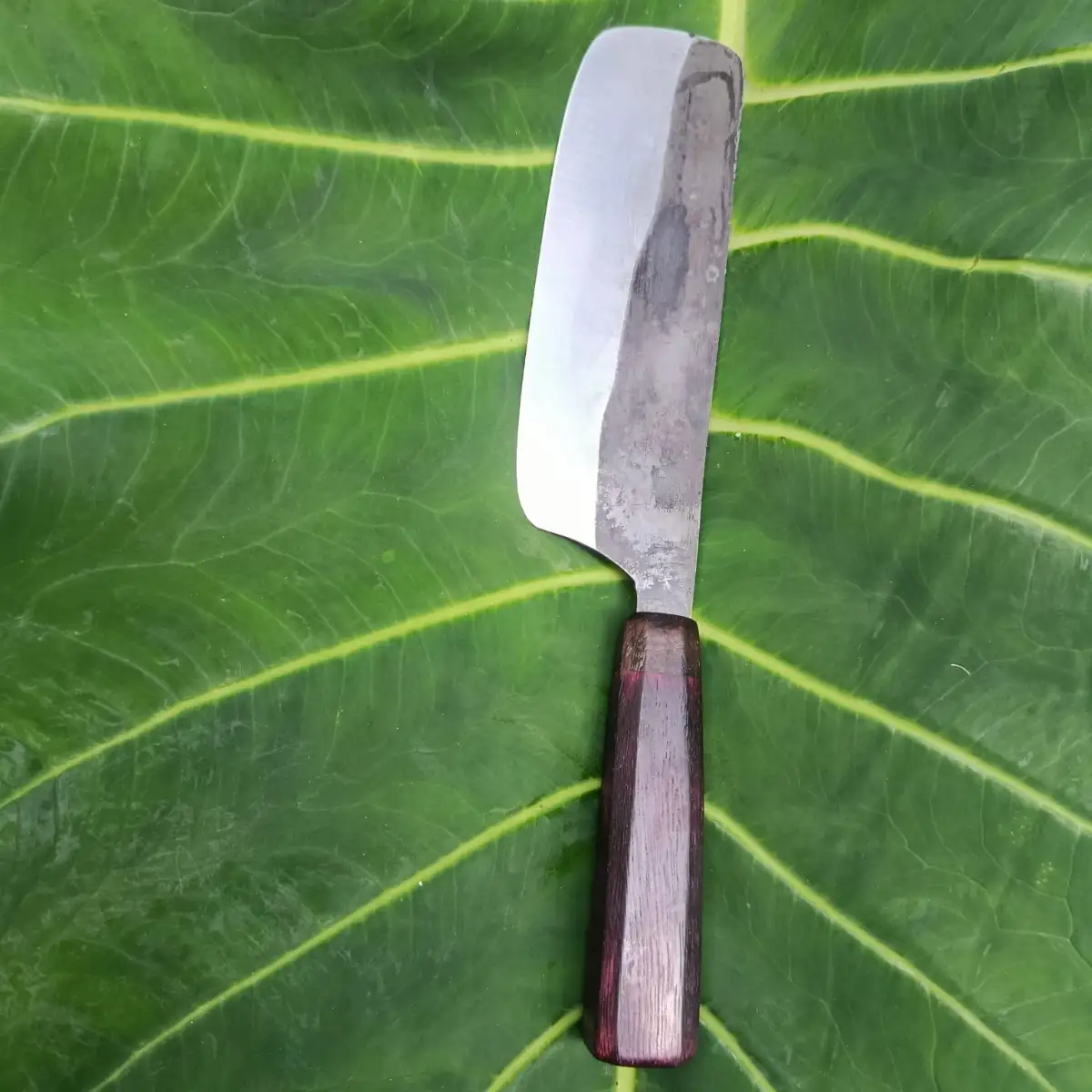 Le Nakiri manche en amarante et chêne fumé