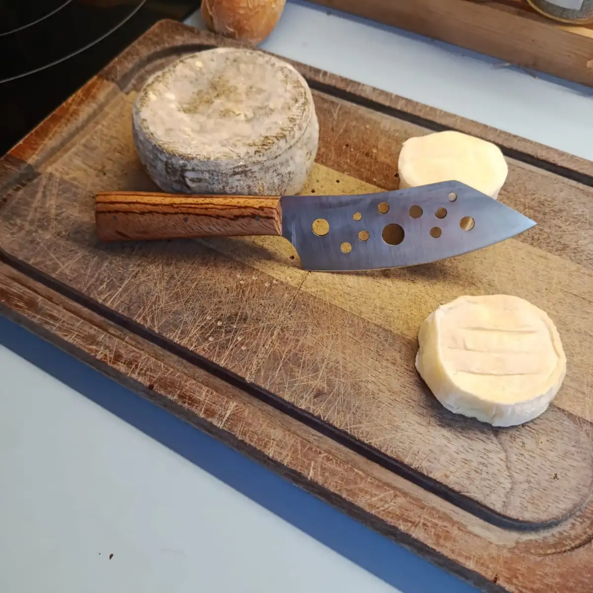 couteau a fromage